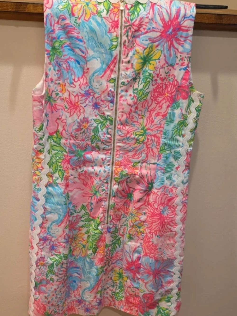 Lilly Pulitzer Multicolor Floral Shift Dress with White Scallop Trim - Picture 3 of 7